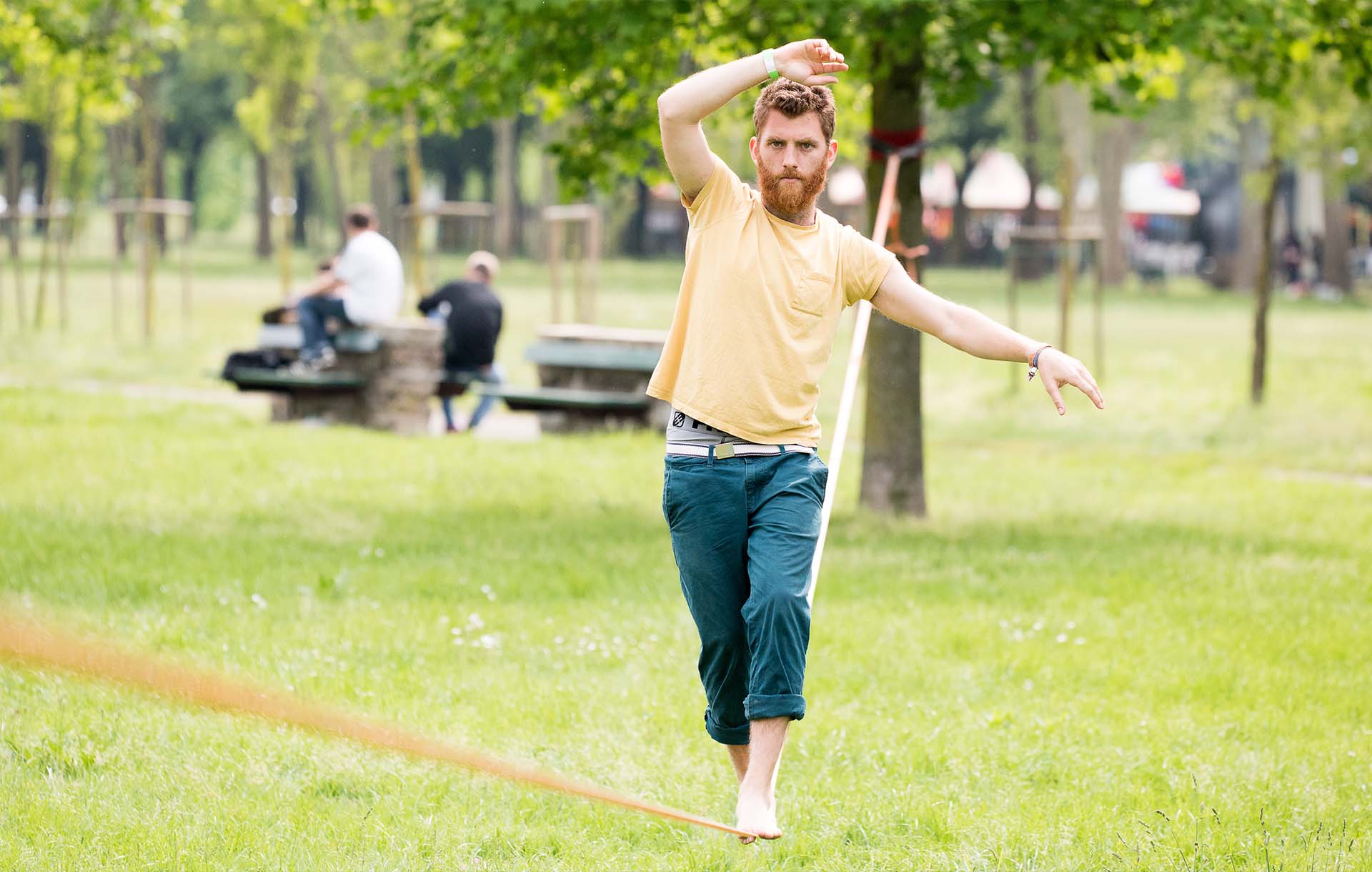 Differences between polyester and nylon slacklines